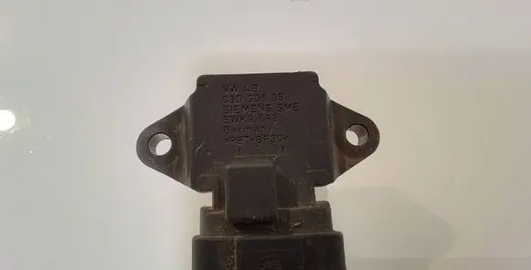 Volkswagen Polo Air pressure sensor 03D906051 5WK9693