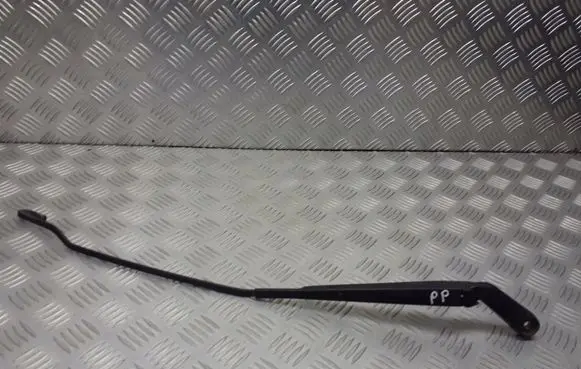 Audi A3 S3 8L Front wiper blade arm