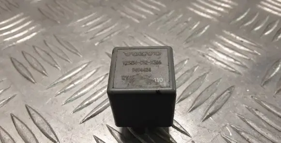 Volvo V70 Other relay 9494424