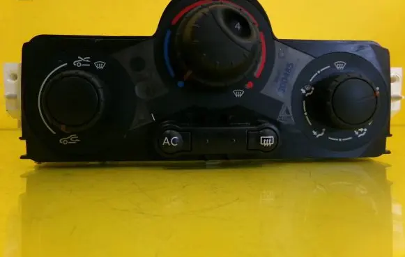 Renault Megane II Climate control unit 69580001