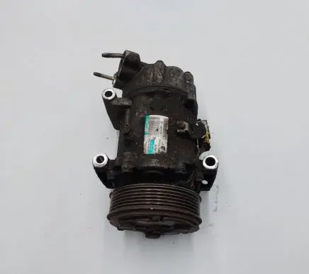 Mini Cooper Countryman R60 Air conditioning (A/C) compressor (pump) 9223392