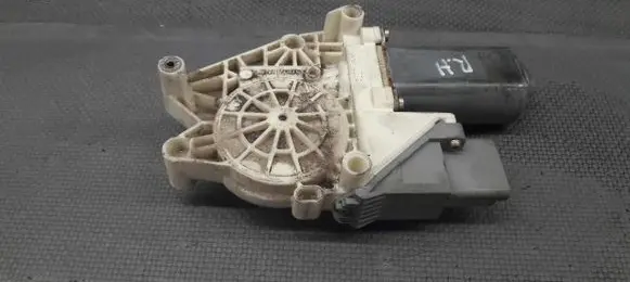 Citroen C5 Aircross Rear door window regulator motor 103167-104