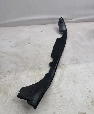 BMW X2 F39 Front door rubber seal 7420831