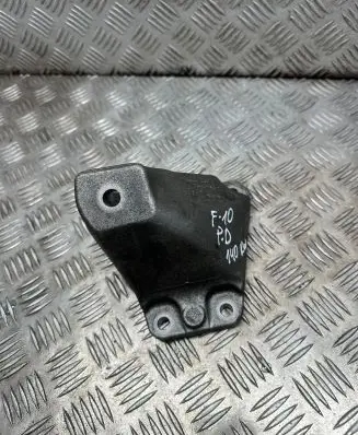 BMW 5 F10 F11 Engine mounting bracket 6795953
