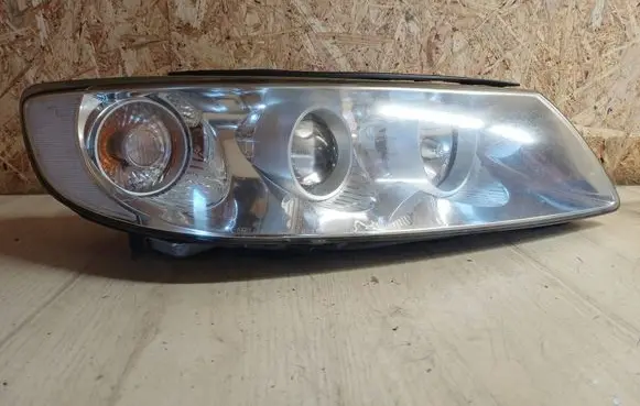 Hyundai Grandeur Headlight/headlamp 921023