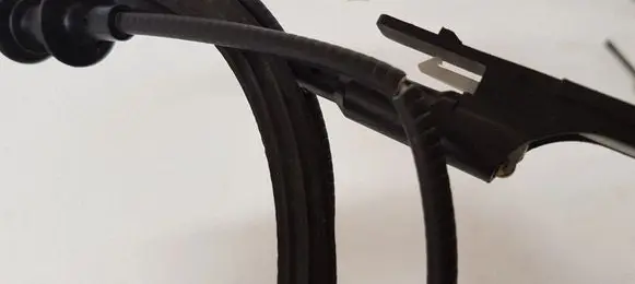 Volvo S80 Handbrake/parking brake wiring cable 8480840