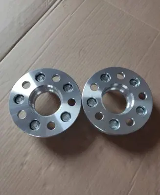 Suzuki Grand Vitara II Wheel spacers 