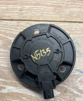 Audi Q3 F3 Camshaft vanos timing valve 06L109259