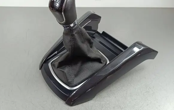Ford Ecosport Gear lever shifter trim leather/knob CN15A044H96B