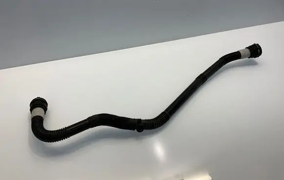 Tesla Model 3 Engine coolant pipe/hose 107760300