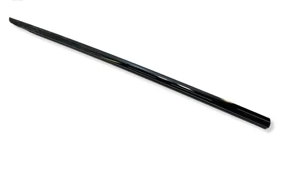 Audi e-tron Rubber seal front door window/glass 4J3837476