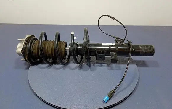 BMW X3 E83 Front shock absorber/damper 6898155
