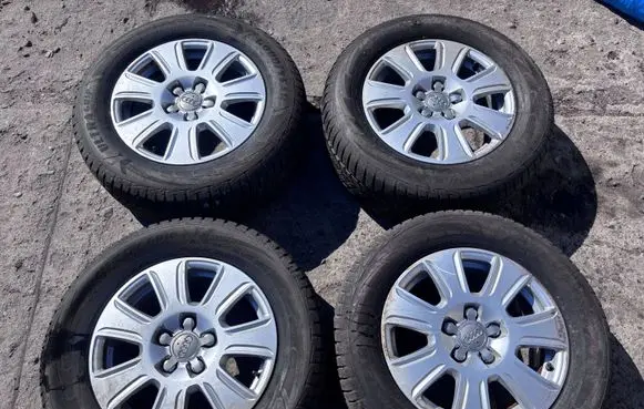 Audi Q3 8U R16 alloy rim 8U0601025Q