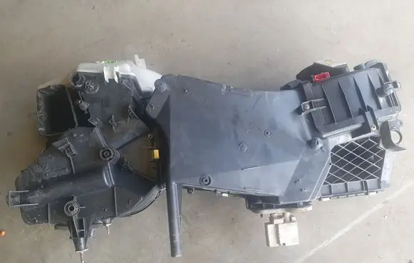 Volkswagen Golf III Climate control unit 1H1820003D 1H1820021