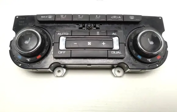 Skoda Octavia Mk2 (1Z) Climate control unit 3T0907044BA 5HB00974947