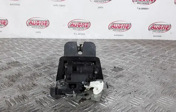 Tailgate/trunk/boot lock/catch/latch