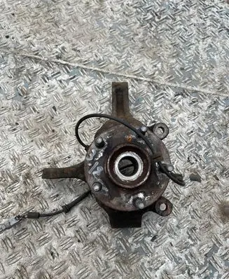 Nissan Qashqai Front wheel hub