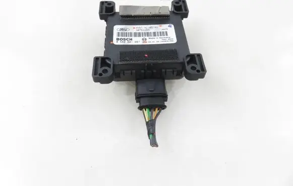 Volvo V50 Fuel pump relay 4N5T9C105AG 058000107