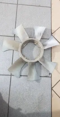 Nissan Terrano Electric radiator cooling fan