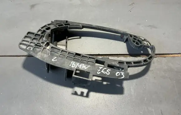 BMW 7 E65 E66 Rear door exterior handle/bracket 7191571