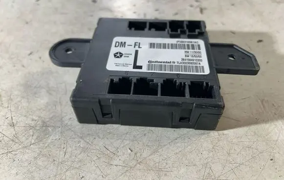 Jeep Grand Cherokee Door control unit/module 68316561AC P68316561AC 2841584910300