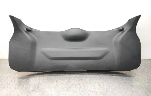 Nissan Qashqai Tailgate/boot lid cover trim 909014EA0A