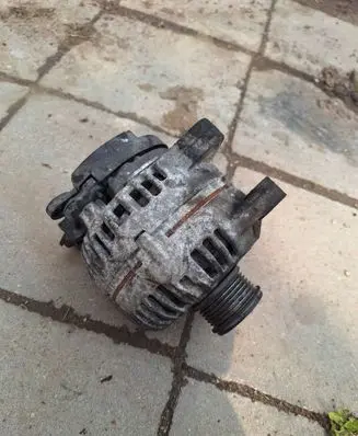 Citroen C4 I Generator/alternator 9646321880 0124525035