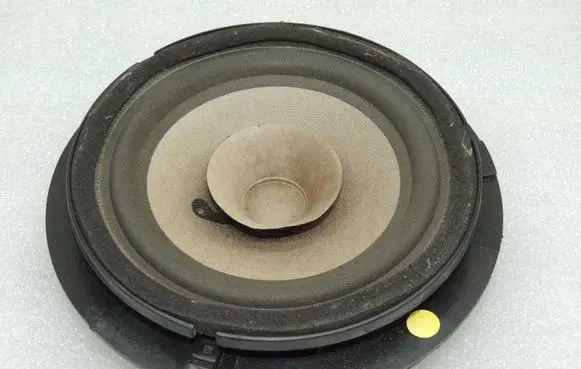 Suzuki SX4 Front door speaker 3910263J50
