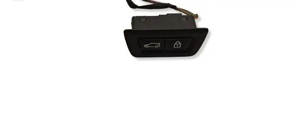BMW 5 F10 F11 Tailgate/boot open switch button 9162645