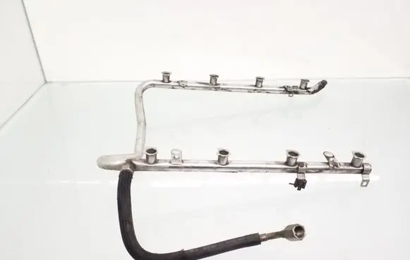 Fuel main line pipe