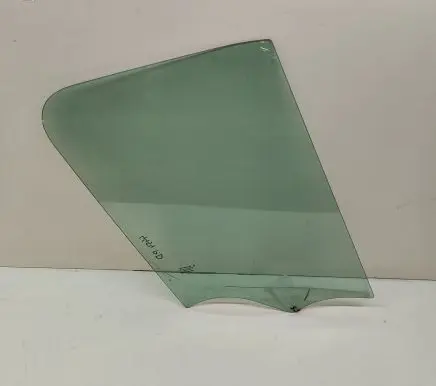 Renault Master III Front door window glass four-door 8200671991