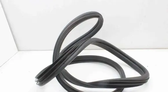 Genesis GV60 Rubber seal rear door 83120CU000