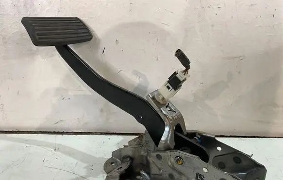 Honda Accord Brake pedal 