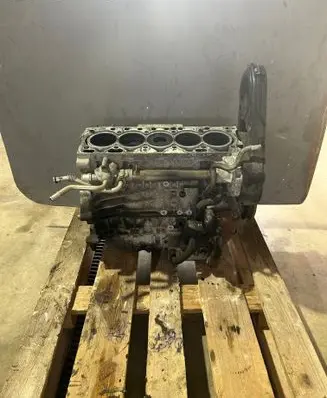 Volvo XC60 Engine block 30777125 D5244T14