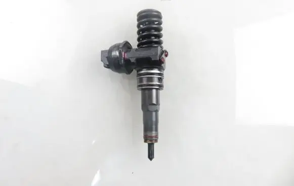 Fuel injector
