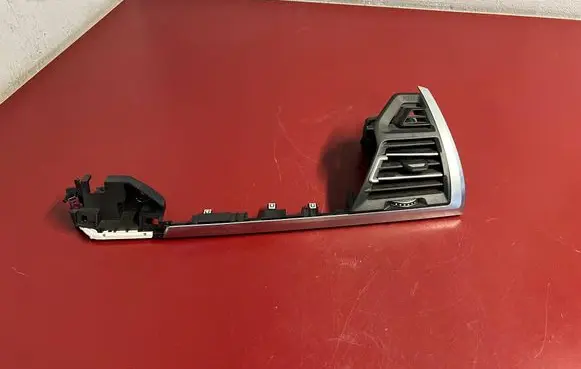BMW X3 G01 Dashboard side air vent grill/cover trim 9871604 64229871604