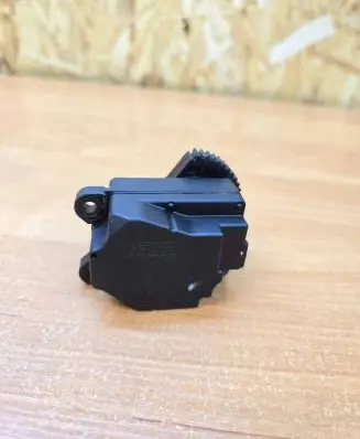 Volvo C70 Air flap motor/actuator 4n5h-19e616 110518