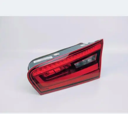 Audi A3 S3 8V Tailgate rear/tail lights 8V3945094B