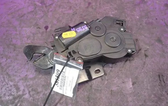 Opel Tigra B Convertible roof lock/latch 