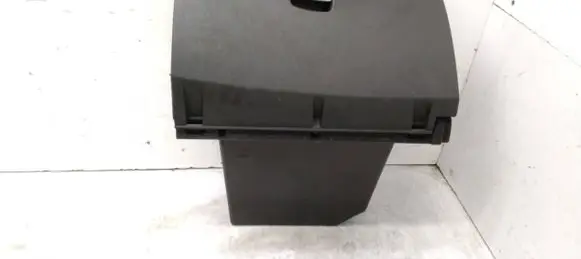 Renault Laguna III Glove box 685000001R 37788M 1001062
