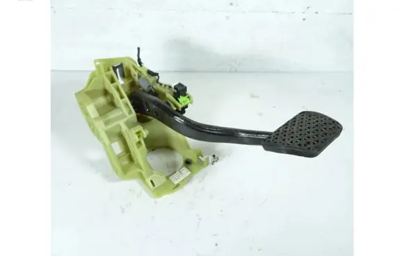 BMW 5 E60 E61 Accelerator throttle pedal 6769221