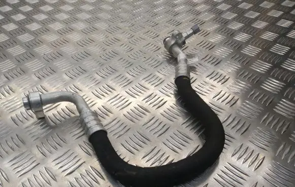 Mercedes-Benz GLE (W166 - C292) Air intake hose/pipe A1668302301