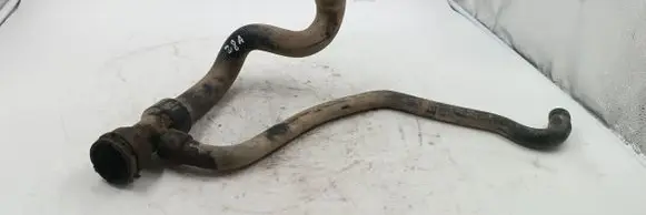 Audi A4 S4 B5 8D Engine coolant pipe/hose