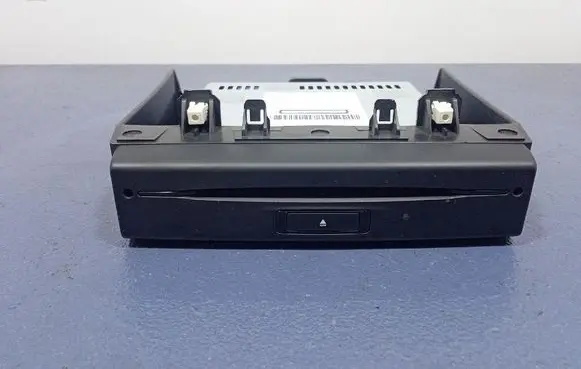 Citroen Berlingo Radio/CD/DVD/GPS head unit 98245869ZD