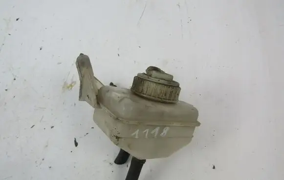 Opel Tigra A Brake fluid reservoir 