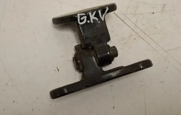 Volvo V50 Front door upper hinge 30661438