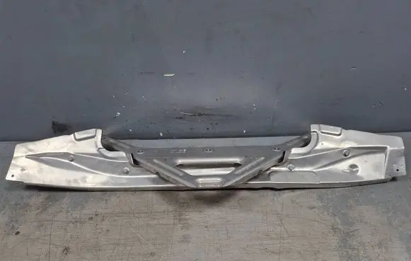 Audi RS Q8 Other engine bay part 4M0806391