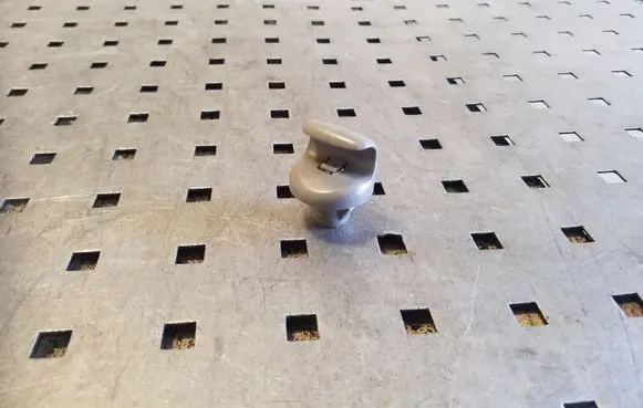 Nissan X-Trail T31 Sun visor clip/hook/bracket 