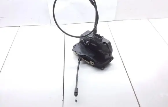 Nissan Primera Rear door lock 250160 FRI853
