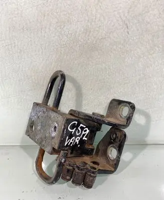 Volkswagen Golf V Front door lower hinge 